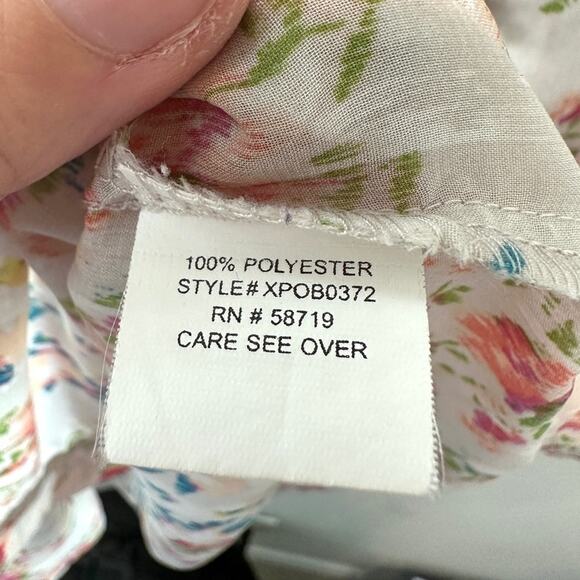 NY COLLECTION White Floral Button Front Ruffle Blouse  Romantic Top | Size Small - Picture 7 of 8